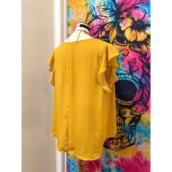 π Stylish sunny lace top - Picture 8 of 11